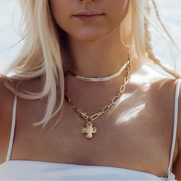 NEW 14k Gold Plated Gold Cross Pendant Necklace
